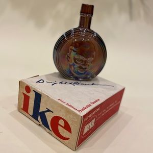 COLLECTIBLE DWIGHT DAVID EISENHOWER IKE DECANTER